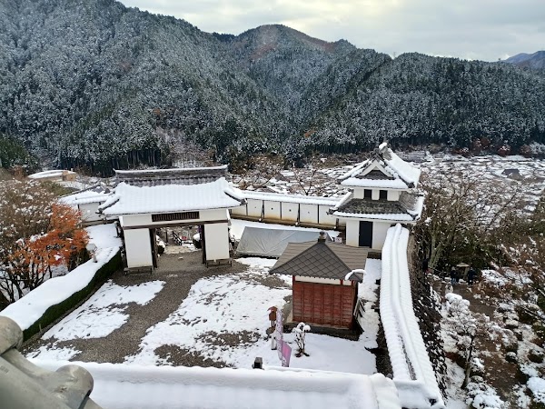 Gujo Hachiman Castle 2