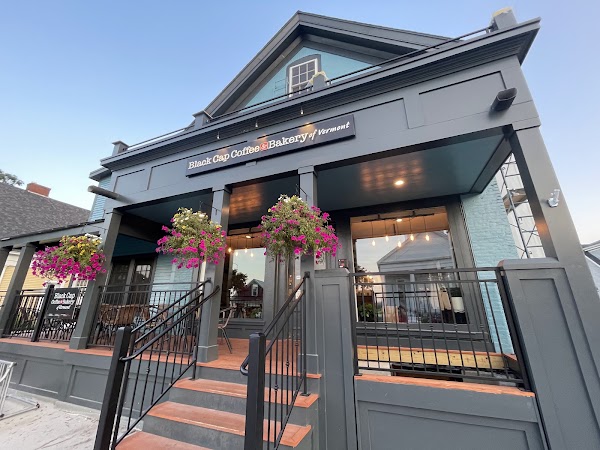 Black Cap Coffee & Bakery - espresso, lattes, sandwiches, pastries 4