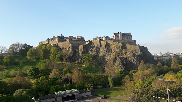 100 Princes St