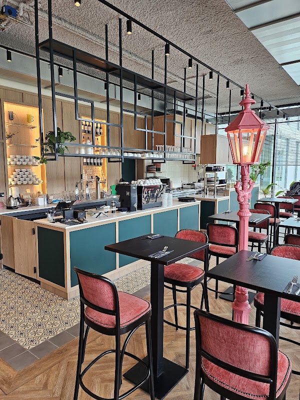 Velvet Square Café 1