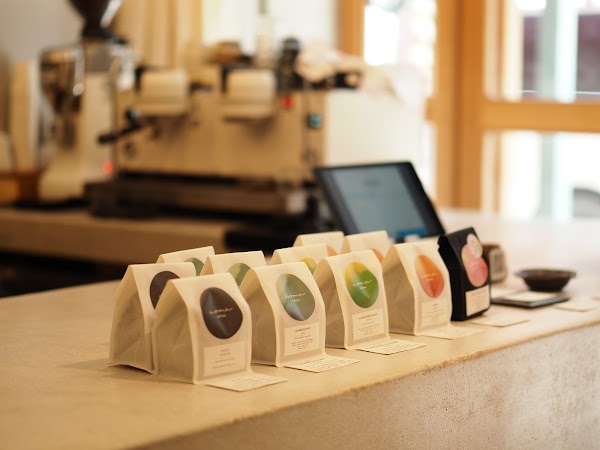 aoma coffee 3
