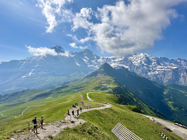 Start of the Panorama Hiking Trail "Männlichen zur Kleinen Scheidegg"