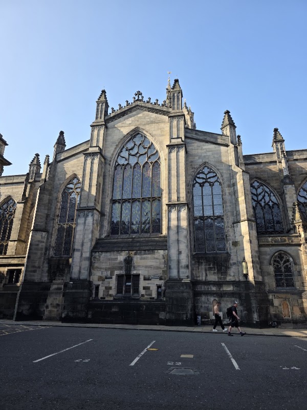 Grave of John Knox 4