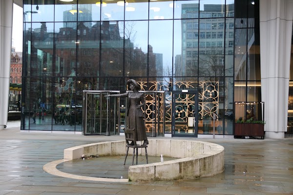 Emmeline Pankhurst Statue