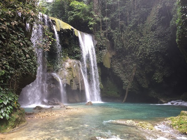 Air Terjun Laumarang
