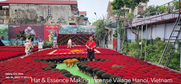 INCENSE VILLAGE HANOI TOUR 2