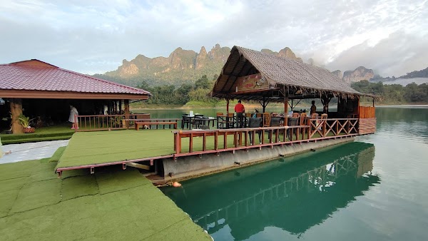 Klong Ka lakehouse