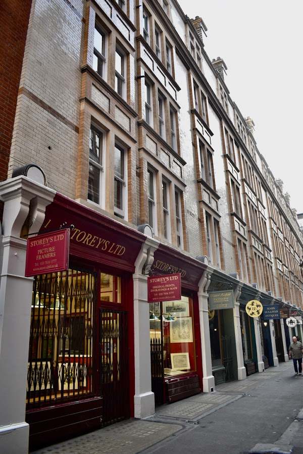 London 45