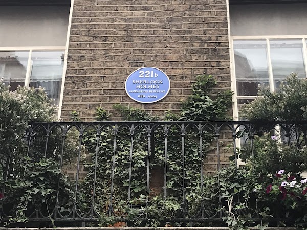 The Sherlock Holmes Museum 2