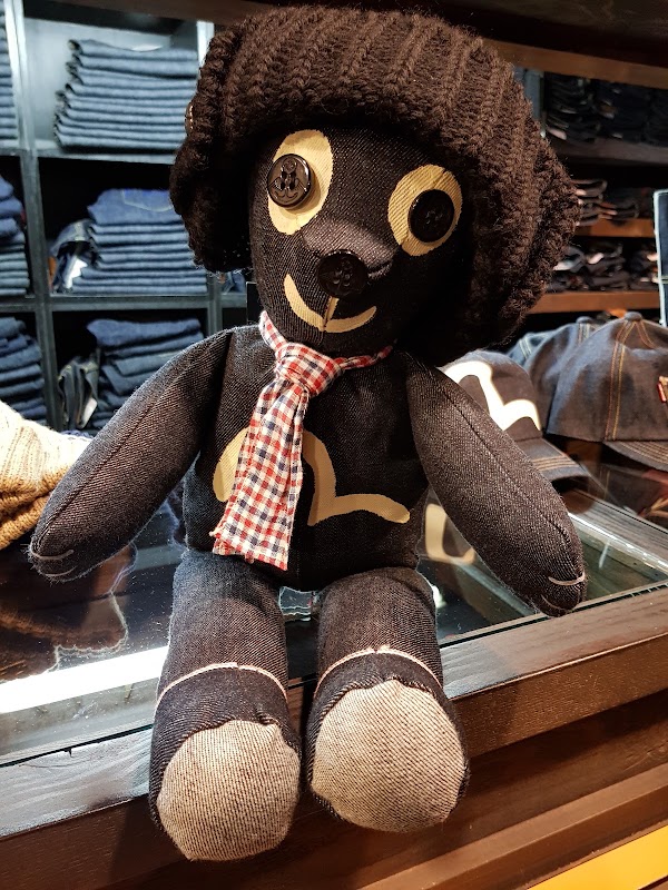 EVISU Shinsaibashi Osaka 4
