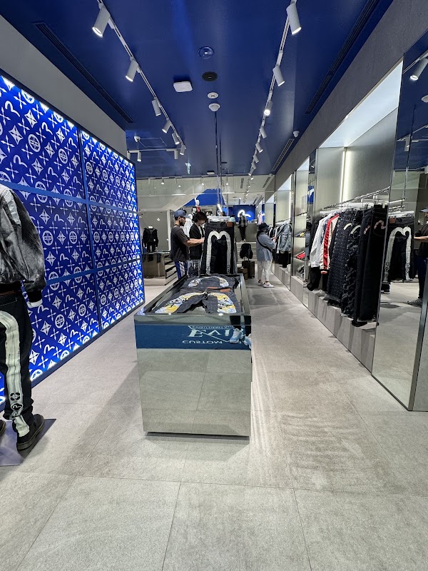 EVISU Shinsaibashi Osaka 2