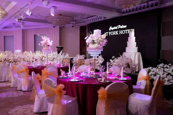 Crystal Palace At York Hotel