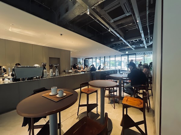 Blue Bottle Coffee Fukuoka Tenjin Cafe 5
