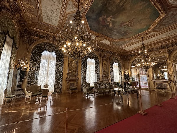 Marble House 5
