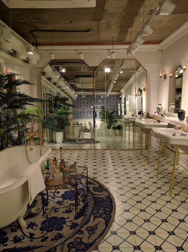 Gentle Monster Flagship Store Sinsa 4