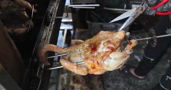 Gà nướng muối ớt Nguyễn Thượng Hiền 2