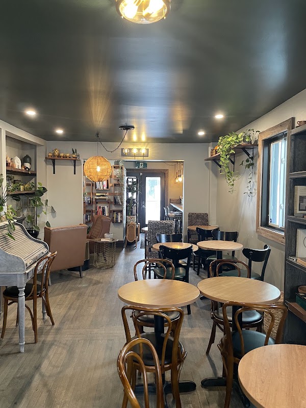 Ten Toes Coffee House 3