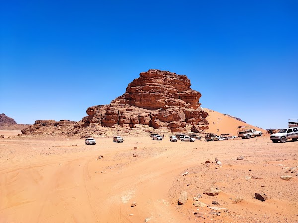 Wadi Rum Bedouin Tour With A Camp 4