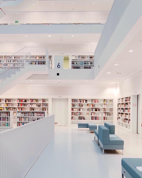 City Library at the Mailänder Platz 5