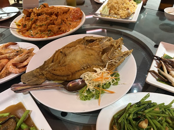 Somboon Seafood 4