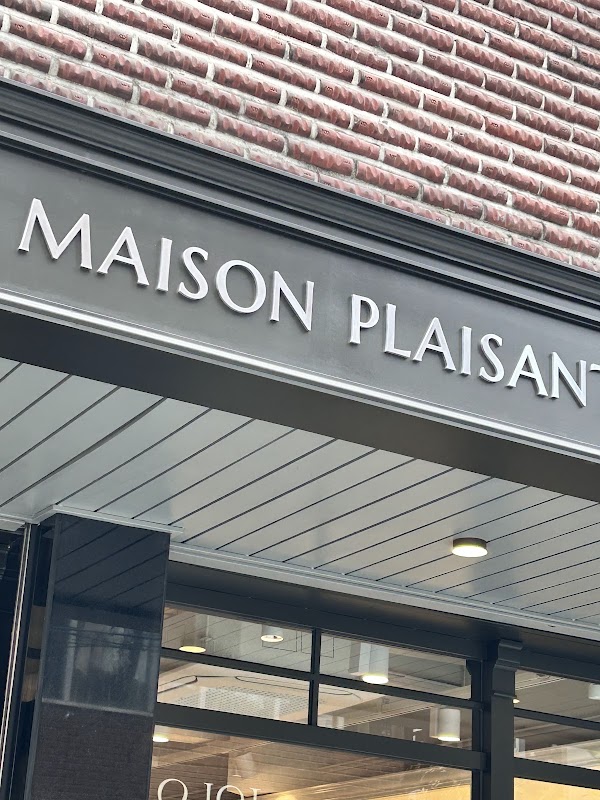 메종플레장 캐비닛 성수(MaisonPlaisant Cabinet)