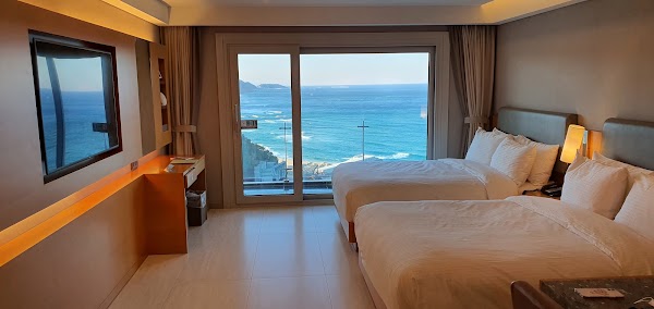 Sun Cruise Hotel 5