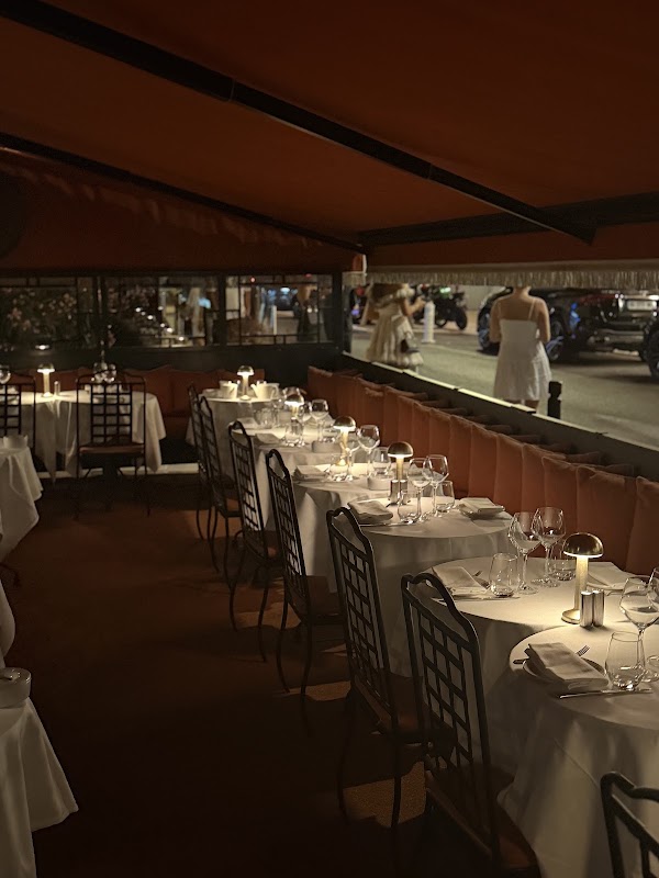 LUIGI CANNES - RESTAURANT - PIANO BAR - CLUB 2