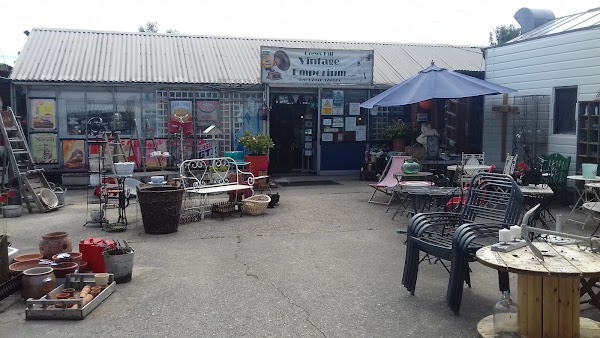 Crews Hill Vintage Emporium 1