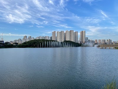Dongtan Lake Park