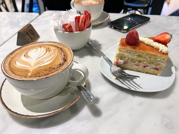 il Valentino Bakery & Cafe 4