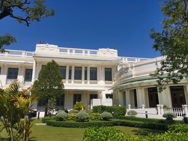 Queen Sirikit Museum of Textiles 3