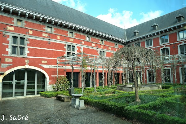 Le Grand Curtius Museum 4