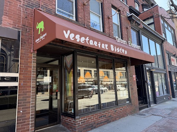 Green Elephant Vegetarian Bistro
