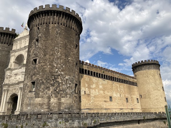 Castel Nuovo 1