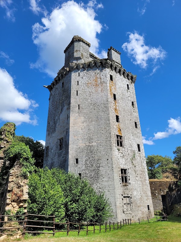 Largoet Castle