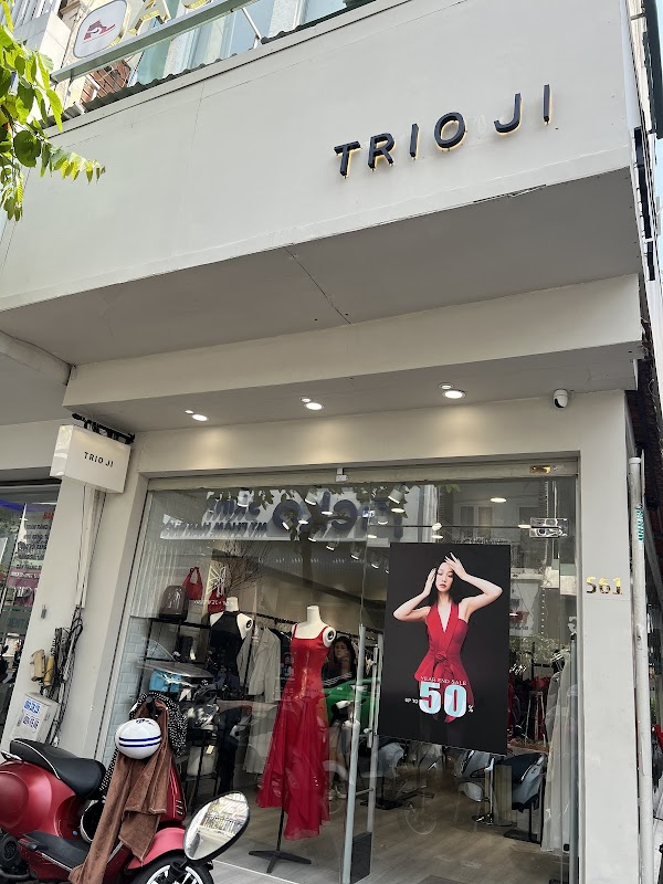 Trio Ji
