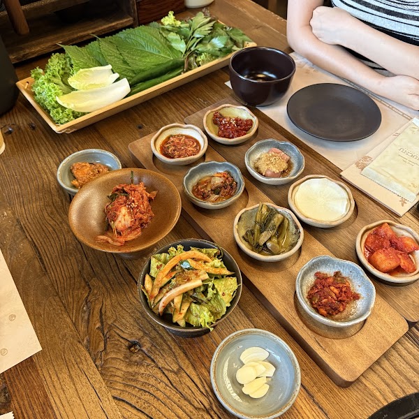 Whuchu Korean Dining Restaurant | UE Square 2