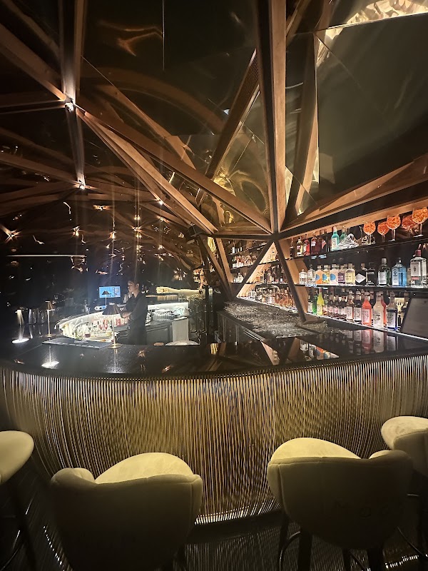 Over the moon at Ana Anan Pattaya 1