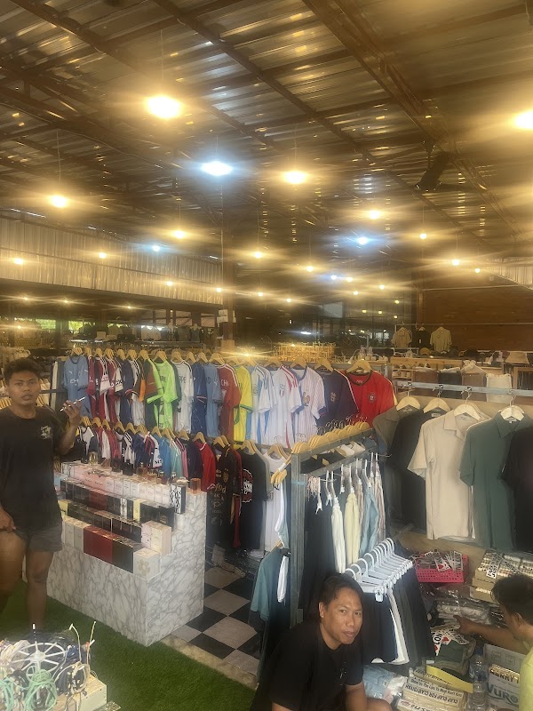 HB Art Market Camden Uluwatu 2