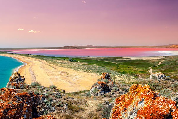 Lake Hillier 2