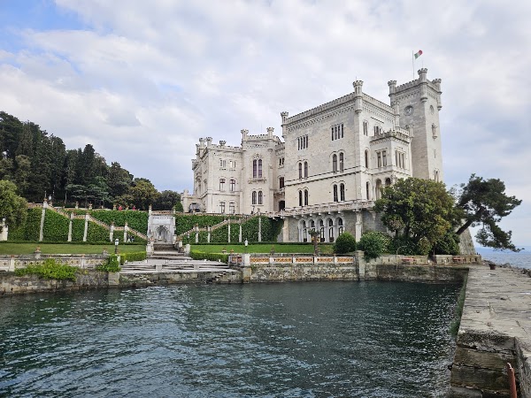 Miramare Castle 5