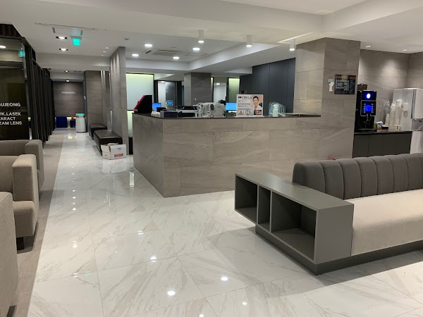 Apgujeong Eye Clinic