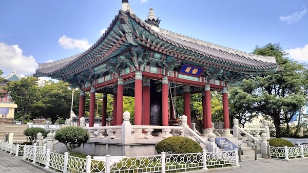 Yongdusan Park 6