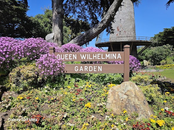 Queen Wilhelmina Garden 3