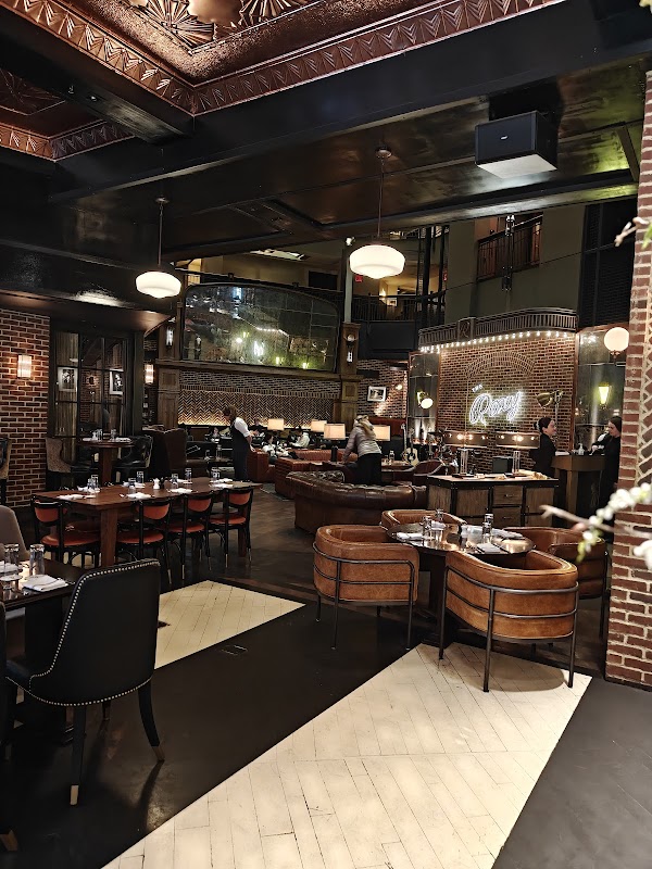 Paul's Cocktail Lounge 5