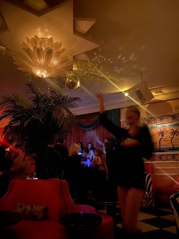 Paul's Cocktail Lounge 3