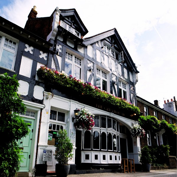 The Greyhound Kew 2
