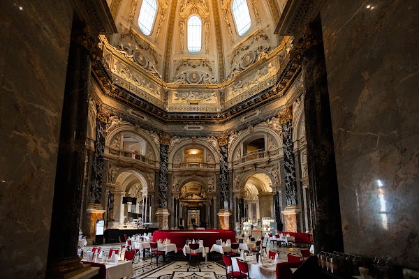 Café im Kunsthistorischen Museum Wien 3
