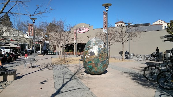 Lytton Plaza 1