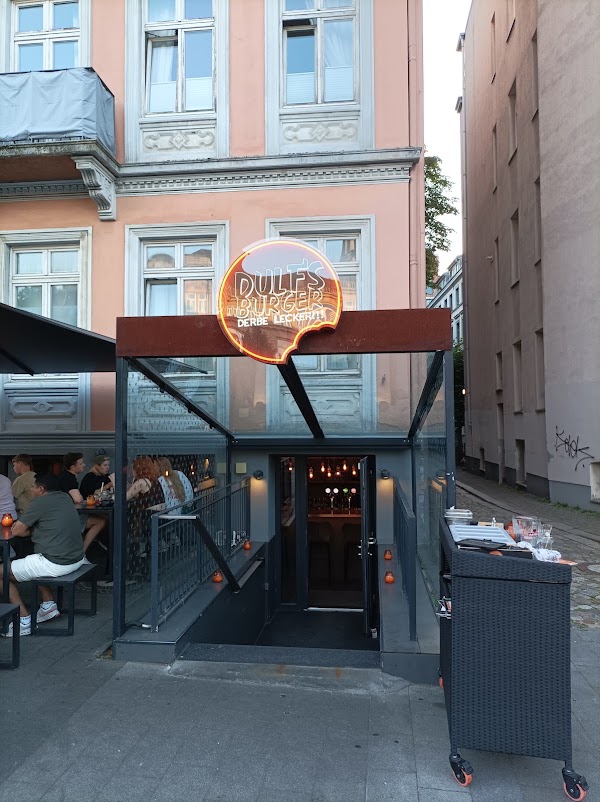 Dulf's Burger 2